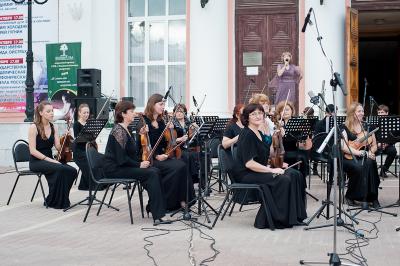 В городском саду отыграл Рязанский камерный оркестр